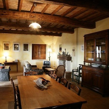 Agriturismo Surripa Amelia Habitación foto